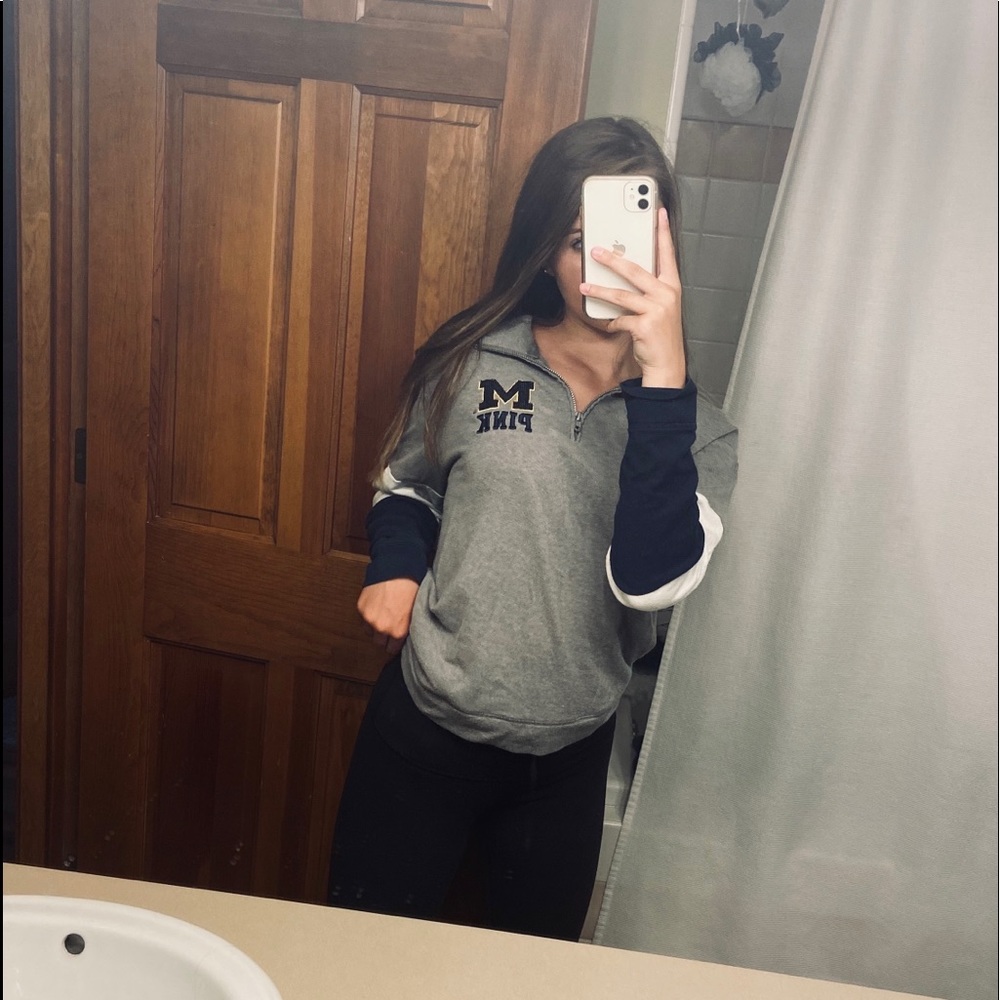VS Pink Michigan zip-up